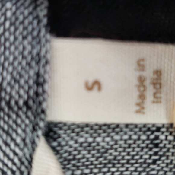 Soft Surroundings Moroccan Topper Cotton Split Side Top Small - Picture 6 of 6